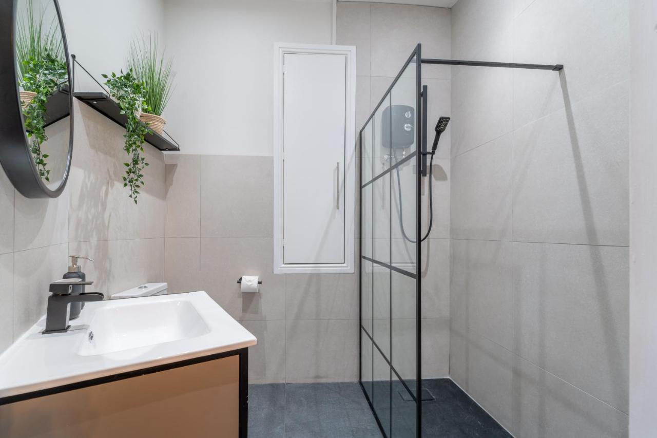 Watergate Penthouse - New 2 Bed Luxury Apartment In City Centre 切斯特 外观 照片