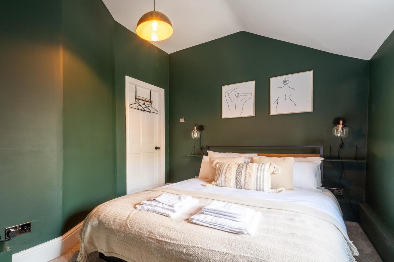 Watergate Penthouse - New 2 Bed Luxury Apartment In City Centre 切斯特 外观 照片